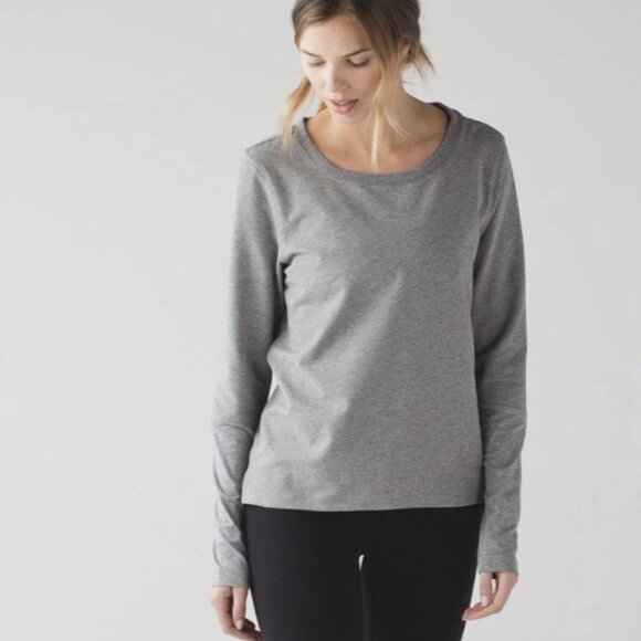 lululemon athletica Tops - Lululemon Belle Long Sleeve Top Heathered Grey Size 8 Stretch Terry